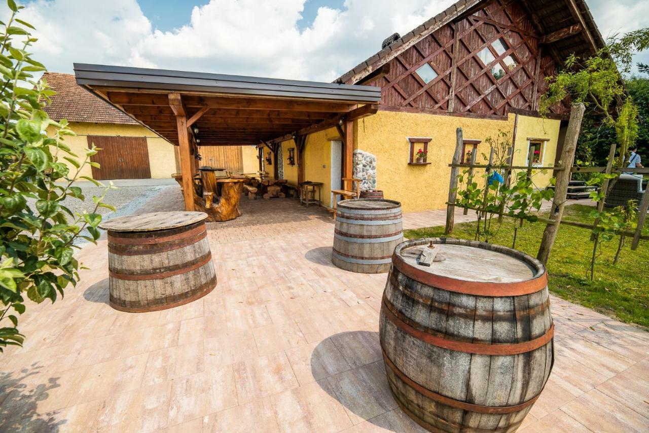 Apartment With Sauna Pr' Geci Dobova Kültér fotó